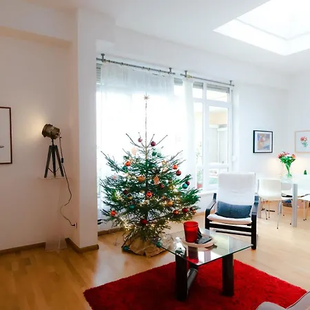 شقة Grand Loft Avec Patio Proche Des Quais *