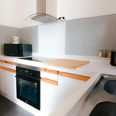 Grand Loft Avec Patio Proche Des Quais Lägenhet